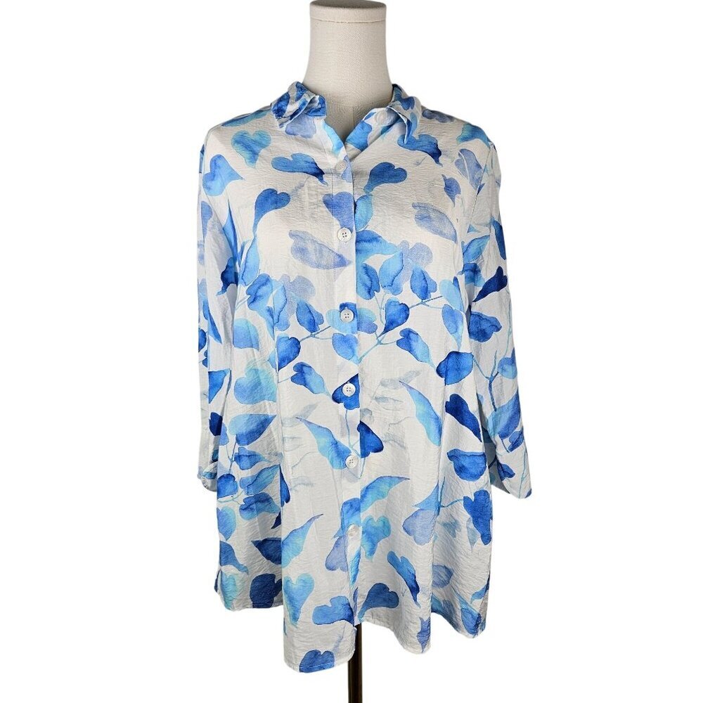 Shana Tunic Shirt Small Button Down Floral Blue White‎ Casual Whimsical Fun